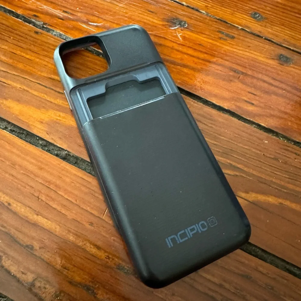 INCIPIO Stashback Sliding Credit Card Protection Case For iPhone 11 Pro - Picture 1 of 10